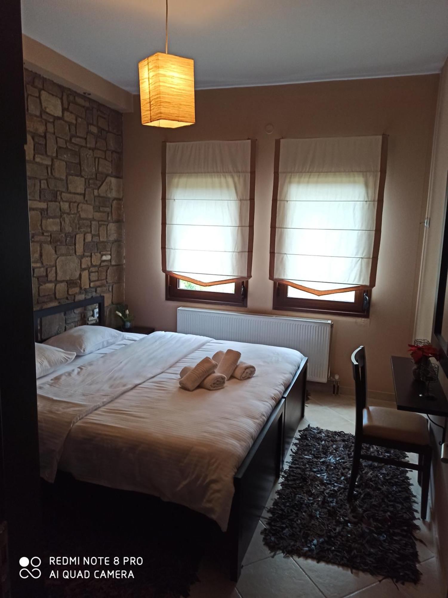 Evenos Villa กาโต ลูตรากี ภายนอก รูปภาพ